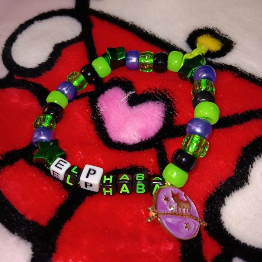 Wicked elphaba kandi handmade bracelet